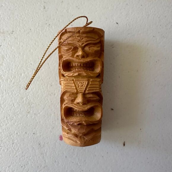 Vintage Tribal Big Kahuna Polynesian Resin Totem Tiki Mini Ornament Souvenir - Picture 1 of 3